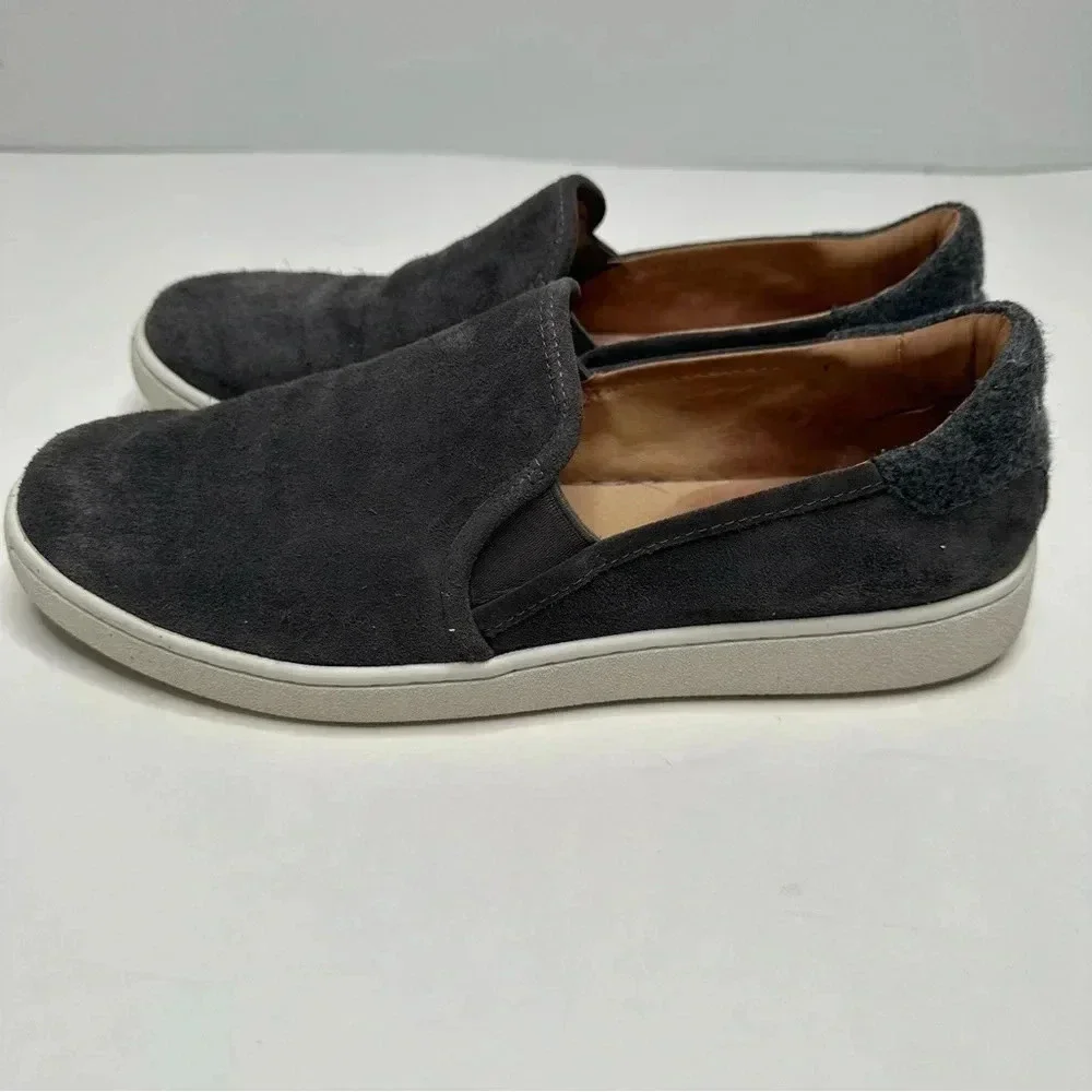 UGG Women's Gray Cas Suede Slip-On Sneakers Size 10